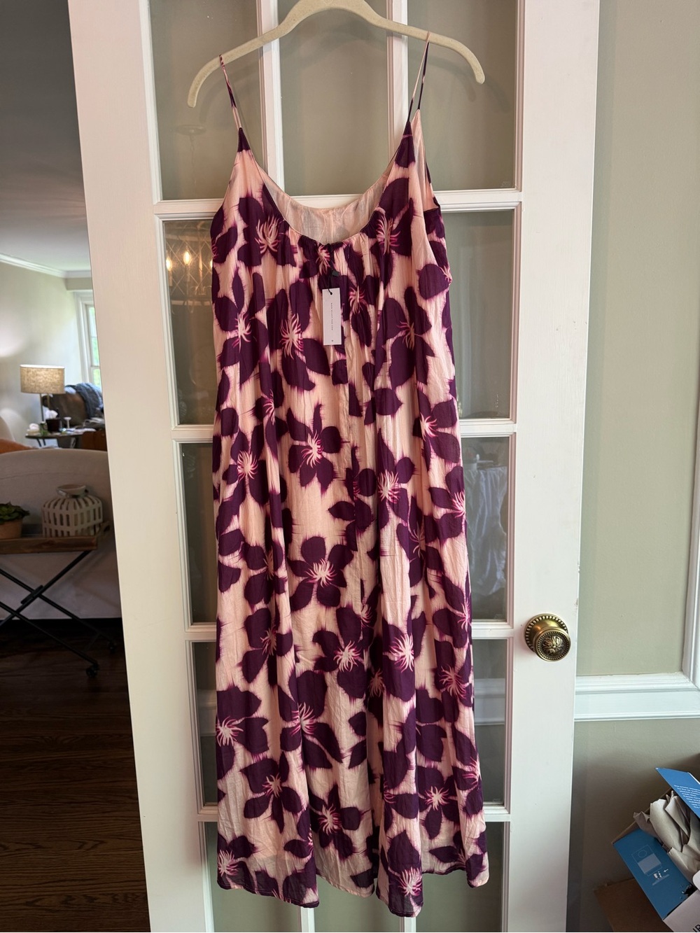 New with Tags Velvet by Graham & Spencer Midi Dress Pink Size Medium Floral - Picture 4 of 9